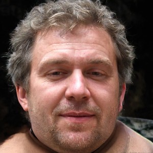 Martin V., Immobilienmanager in Innsbruck nutzt EuroCheckin